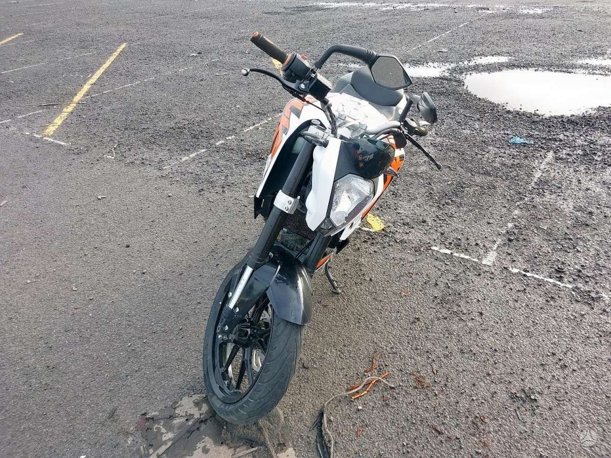 KTM Duke, street / klasikiniai