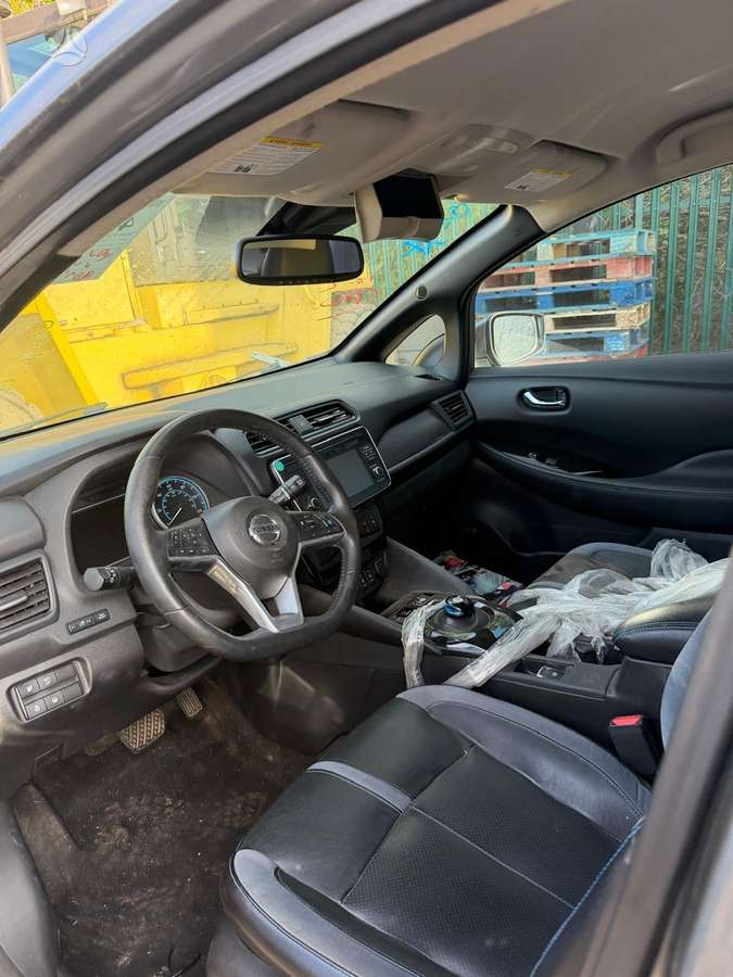 Nissan Leaf, 40 kWh, hatchback
