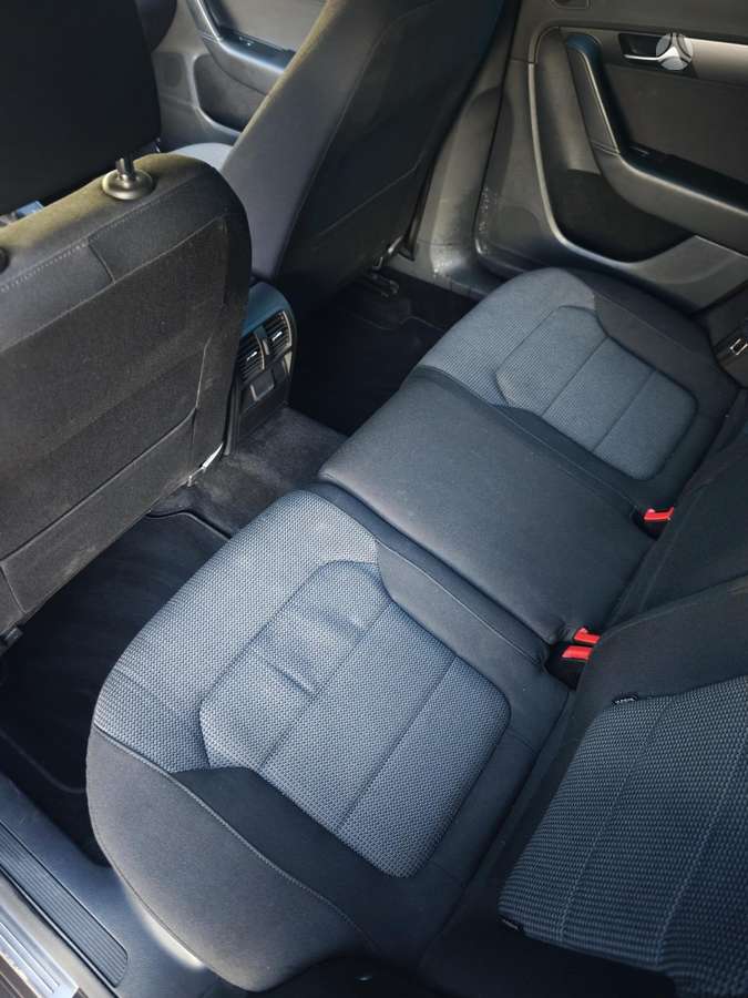Volkswagen Passat - 5