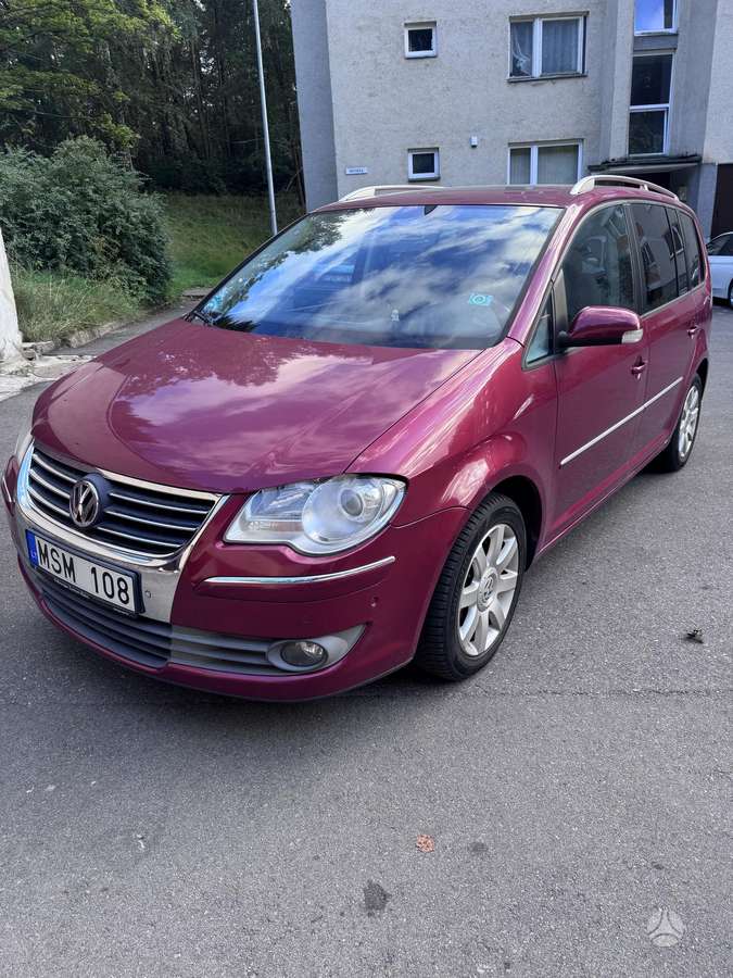 Volkswagen Touran - 2