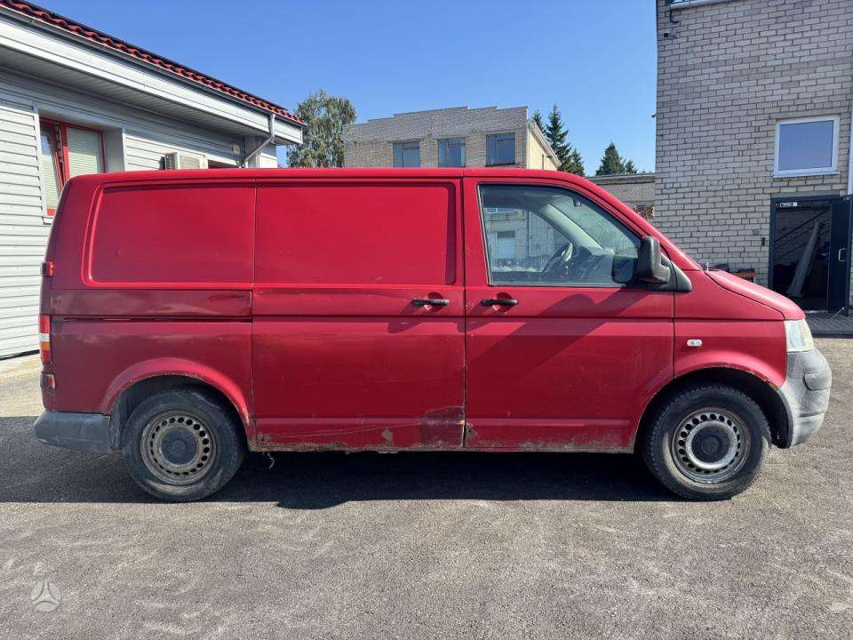 Volkswagen Transporter - 4