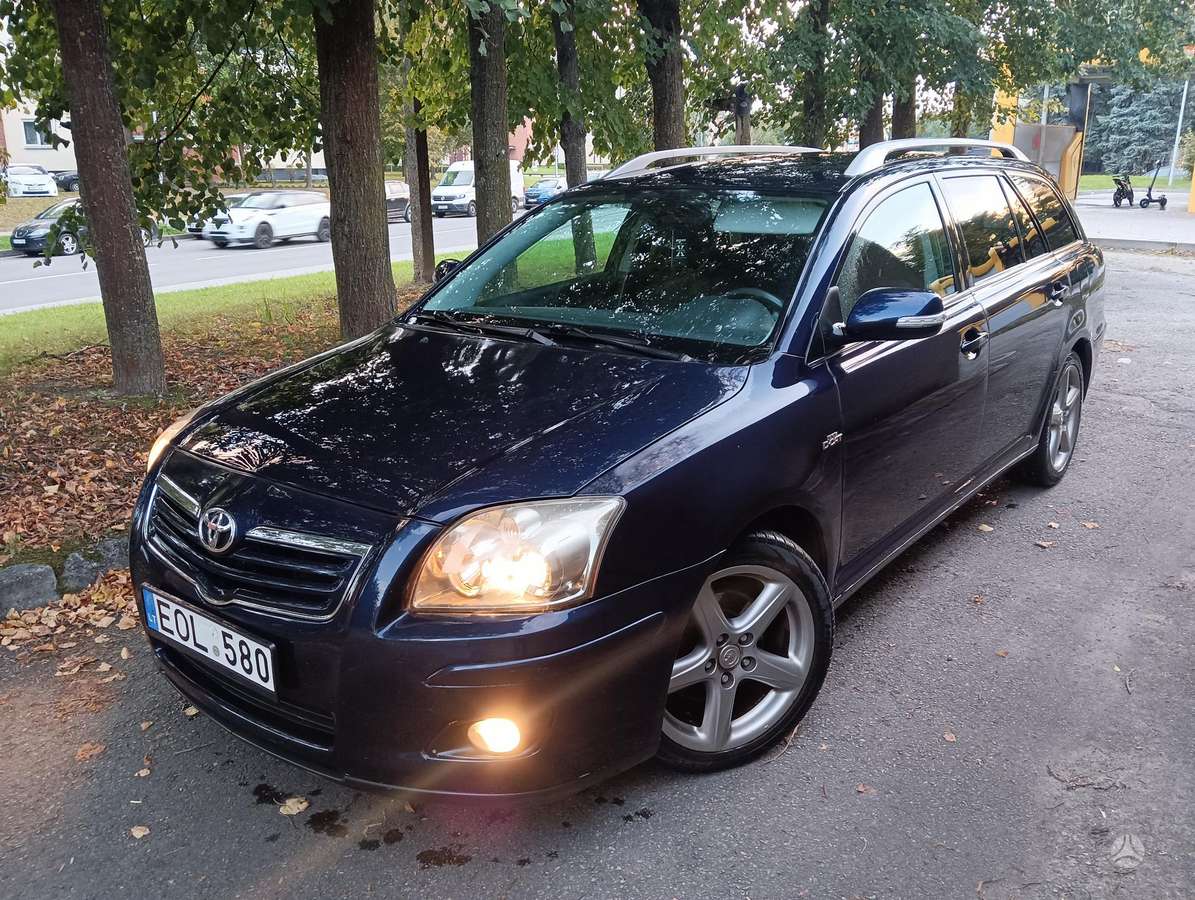 Toyota Avensis - 3