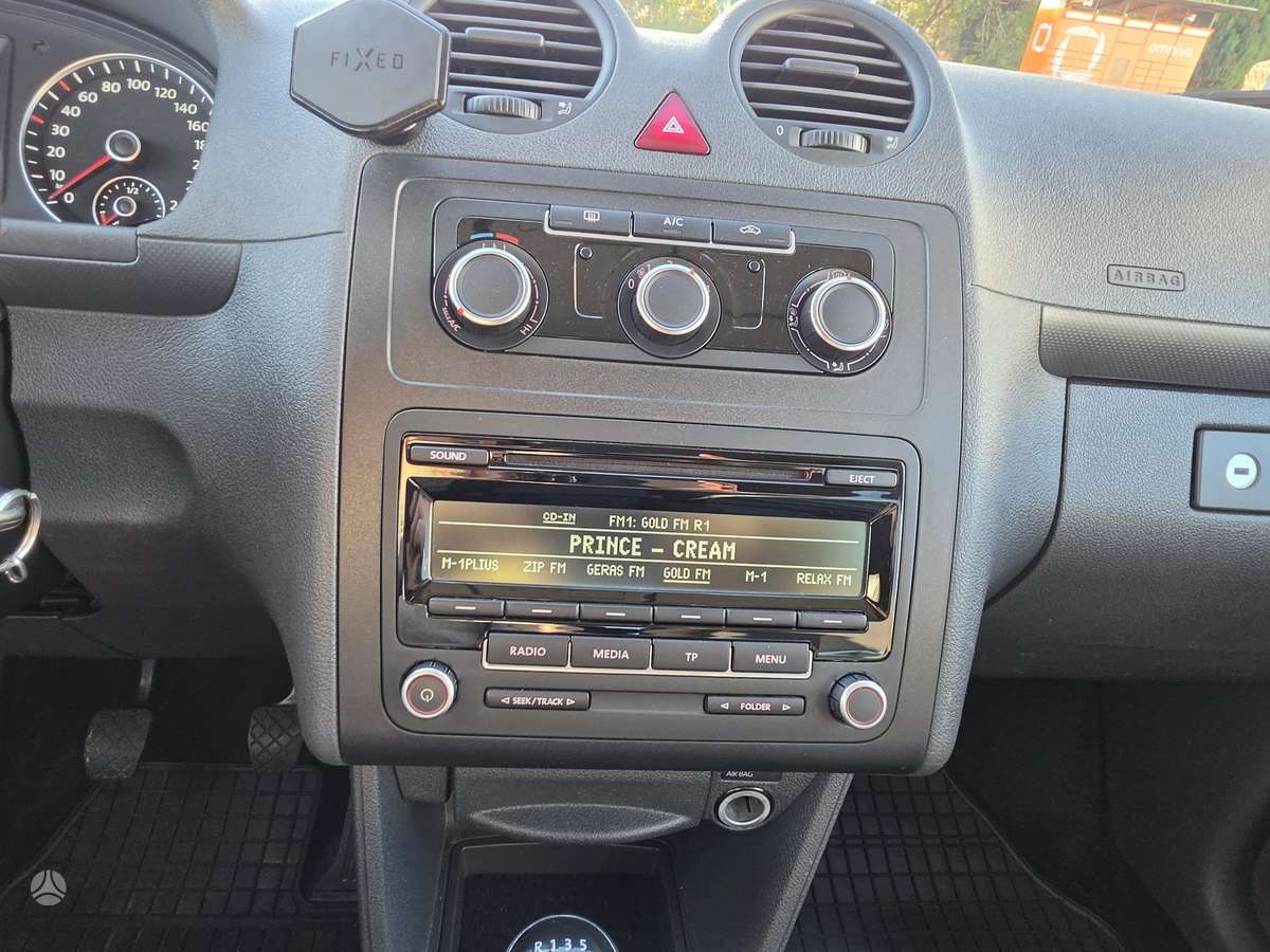 Volkswagen Caddy - 10