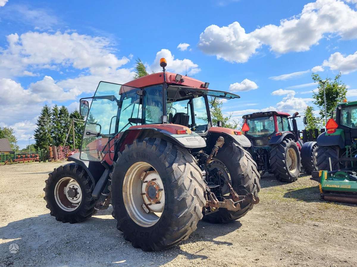 Case-IH MX 135, traktori