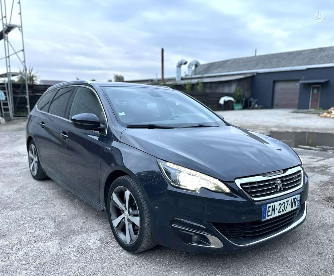 Peugeot 308 - 1