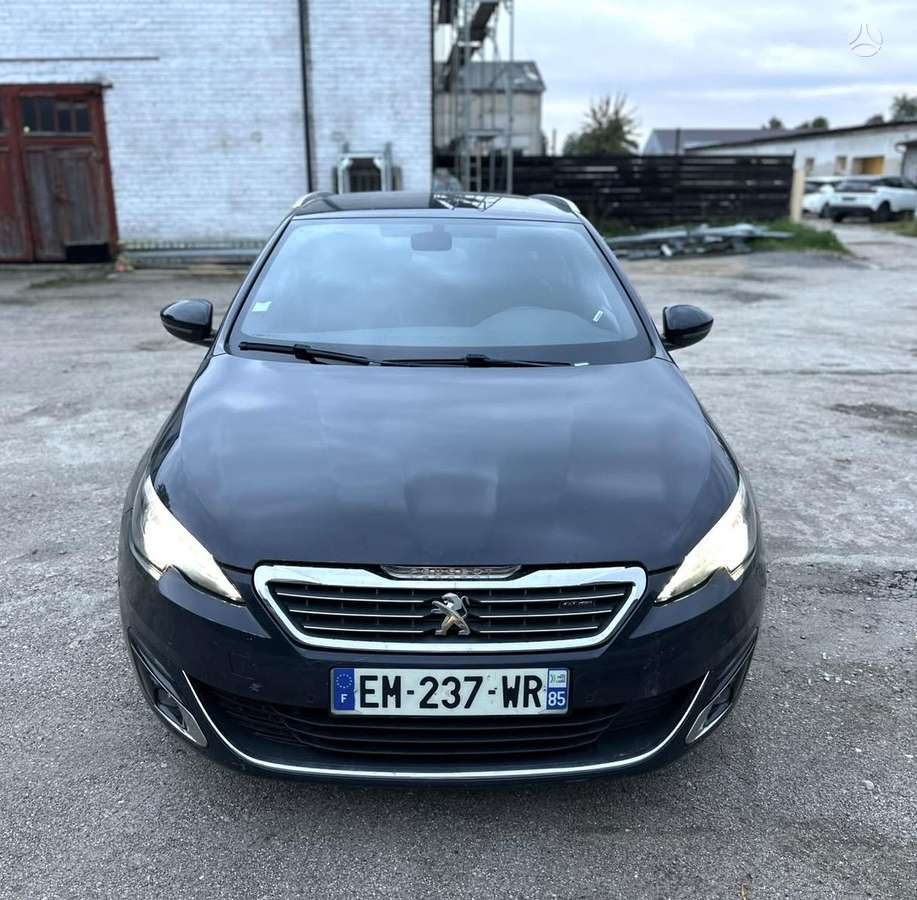 Peugeot 308 - 5