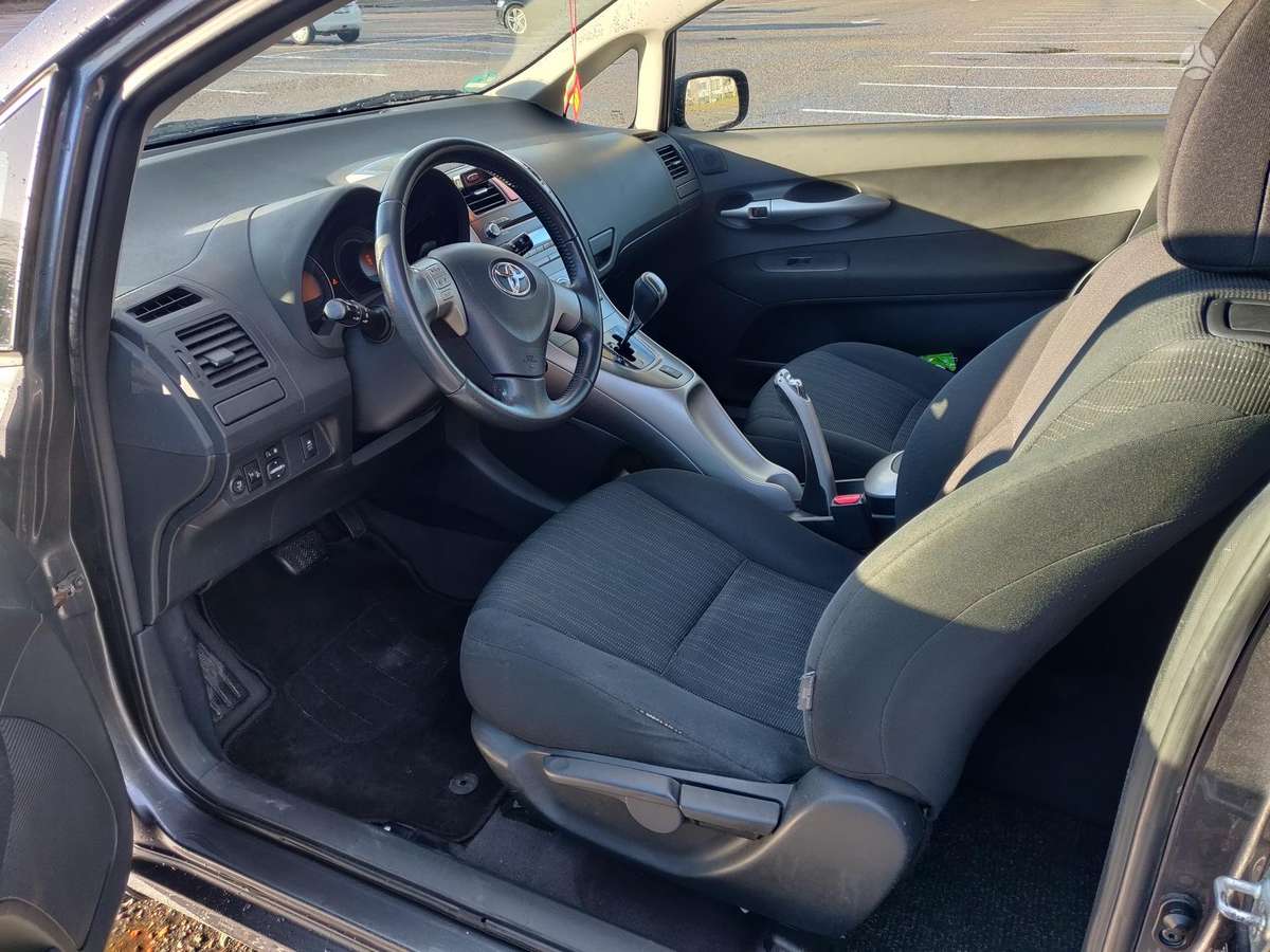 Toyota Auris - 6
