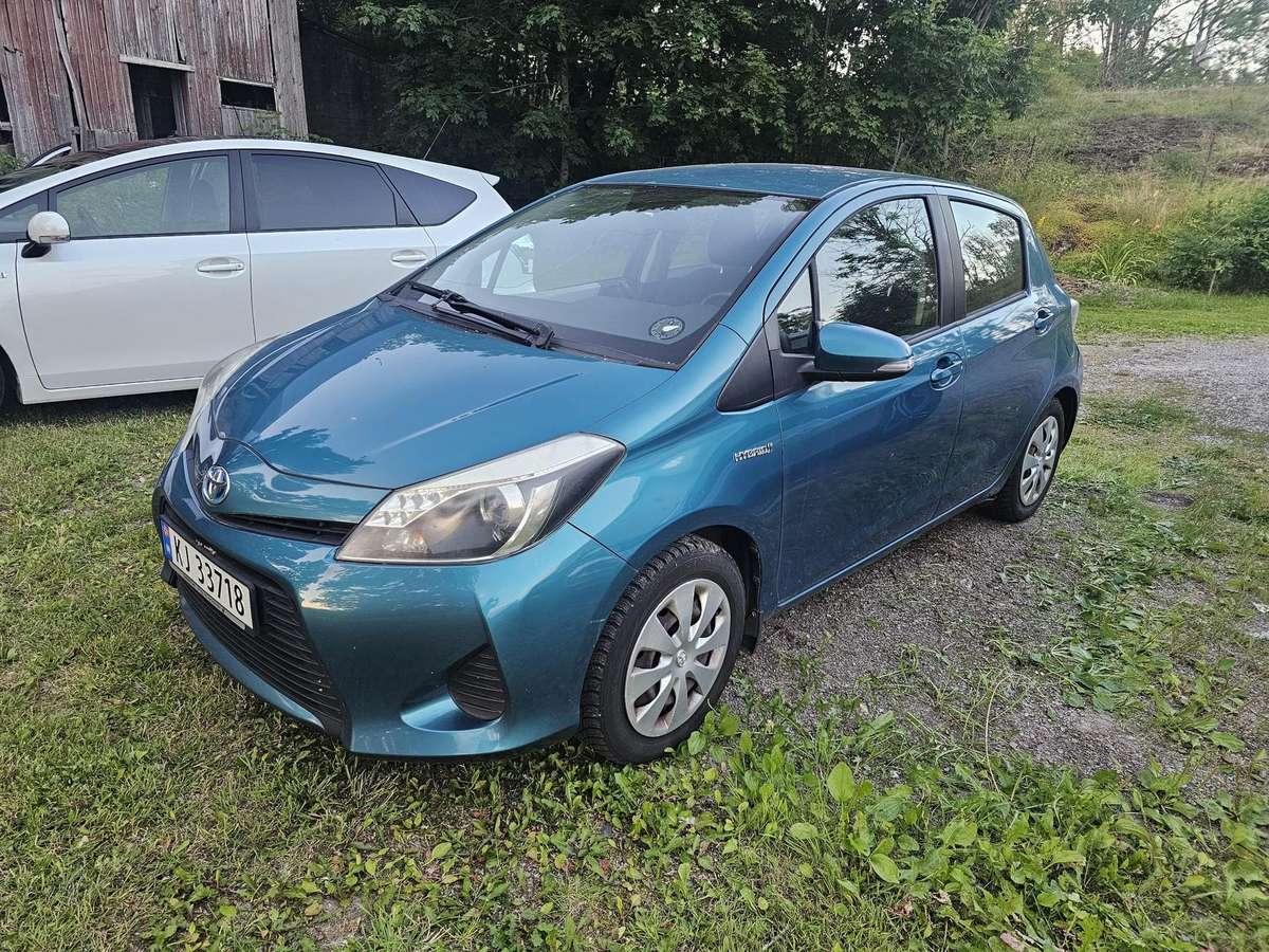 Toyota Yaris - 1