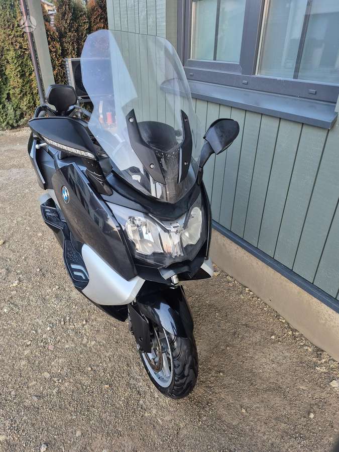 BMW C 650 GT 647cc, scooters / mopeds