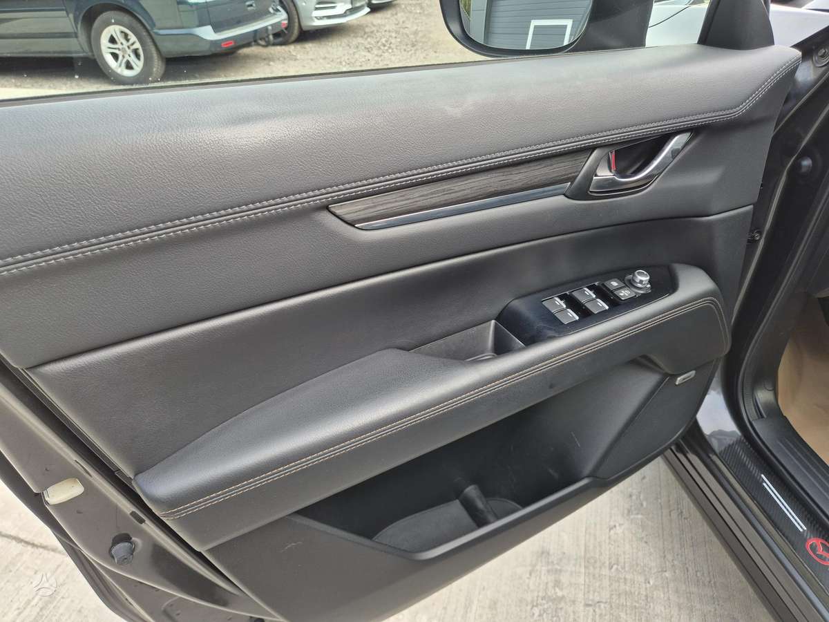 Mazda CX-5, 2.2 l., Внедорожник / Кроссовер