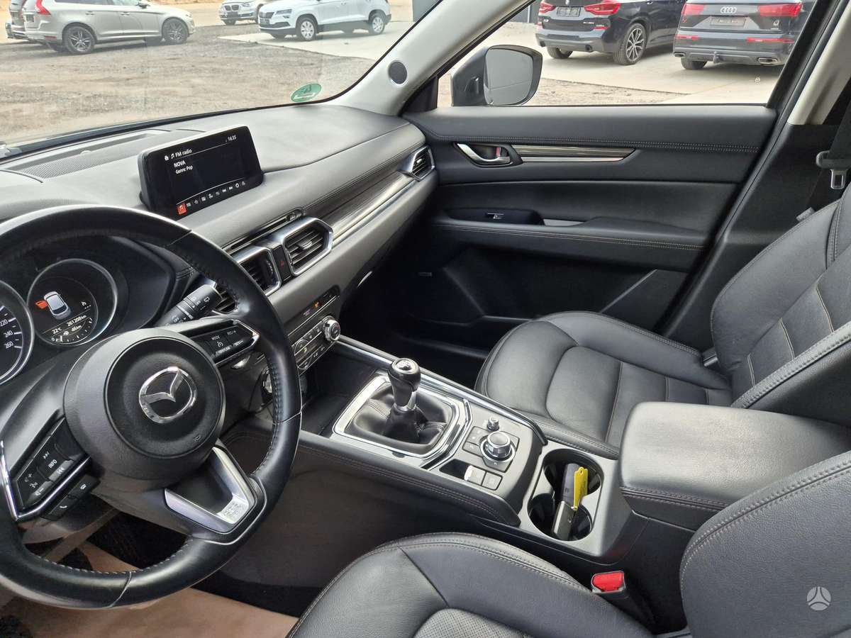 Mazda CX-5, 2.2 l., Внедорожник / Кроссовер