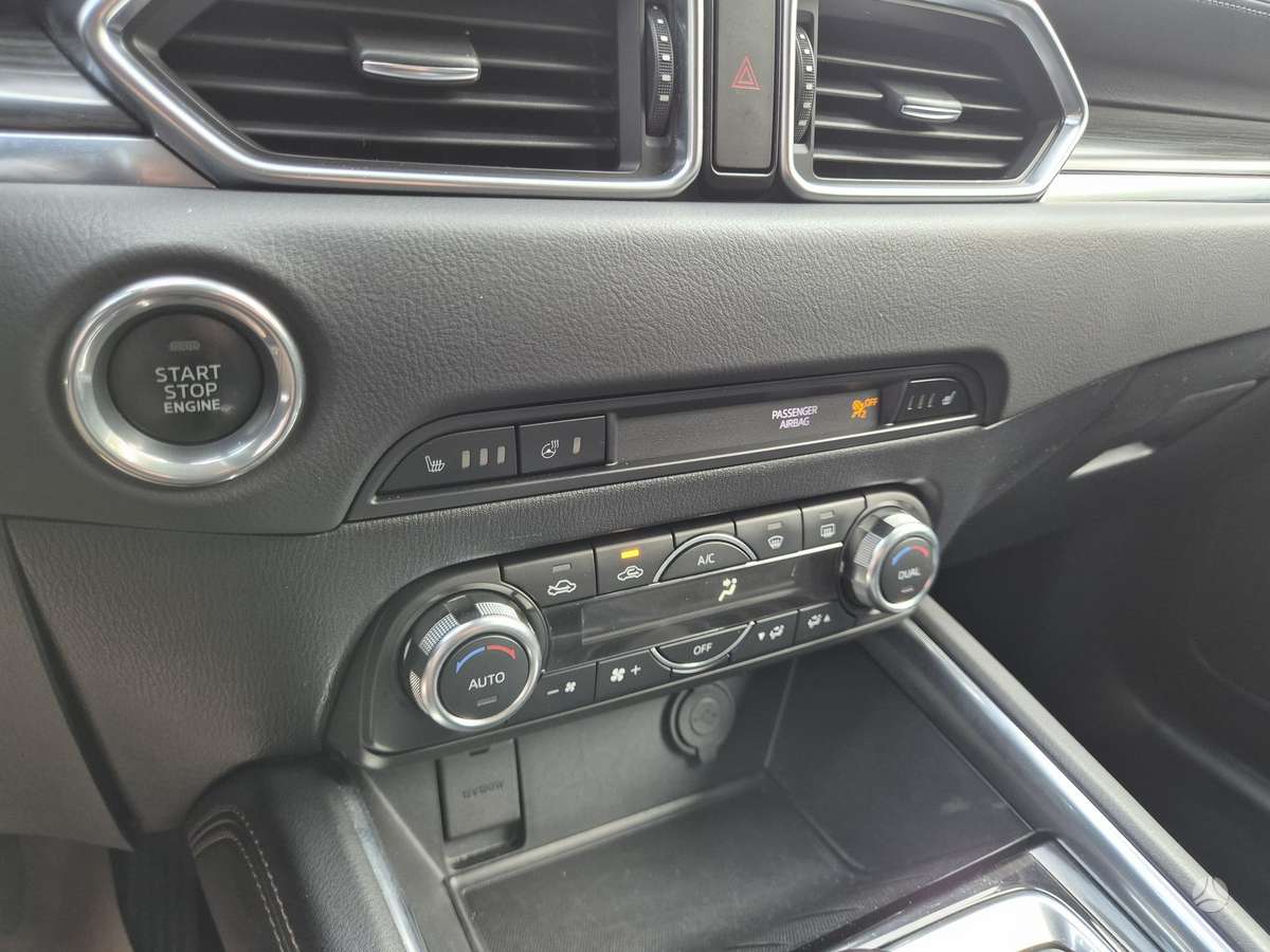 Mazda CX-5, 2.2 l., Внедорожник / Кроссовер