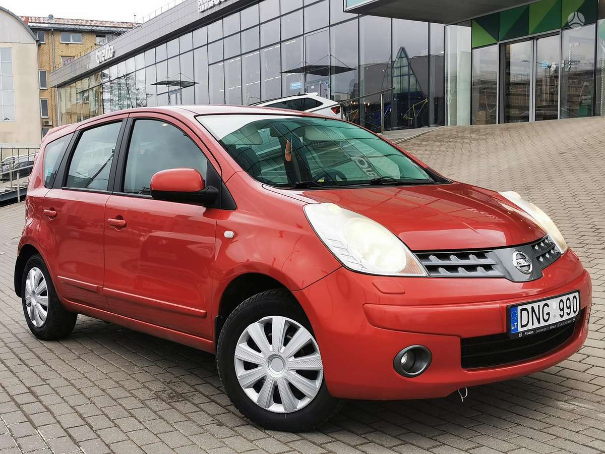 Nissan Note, 1.4 l., Хэтчбек