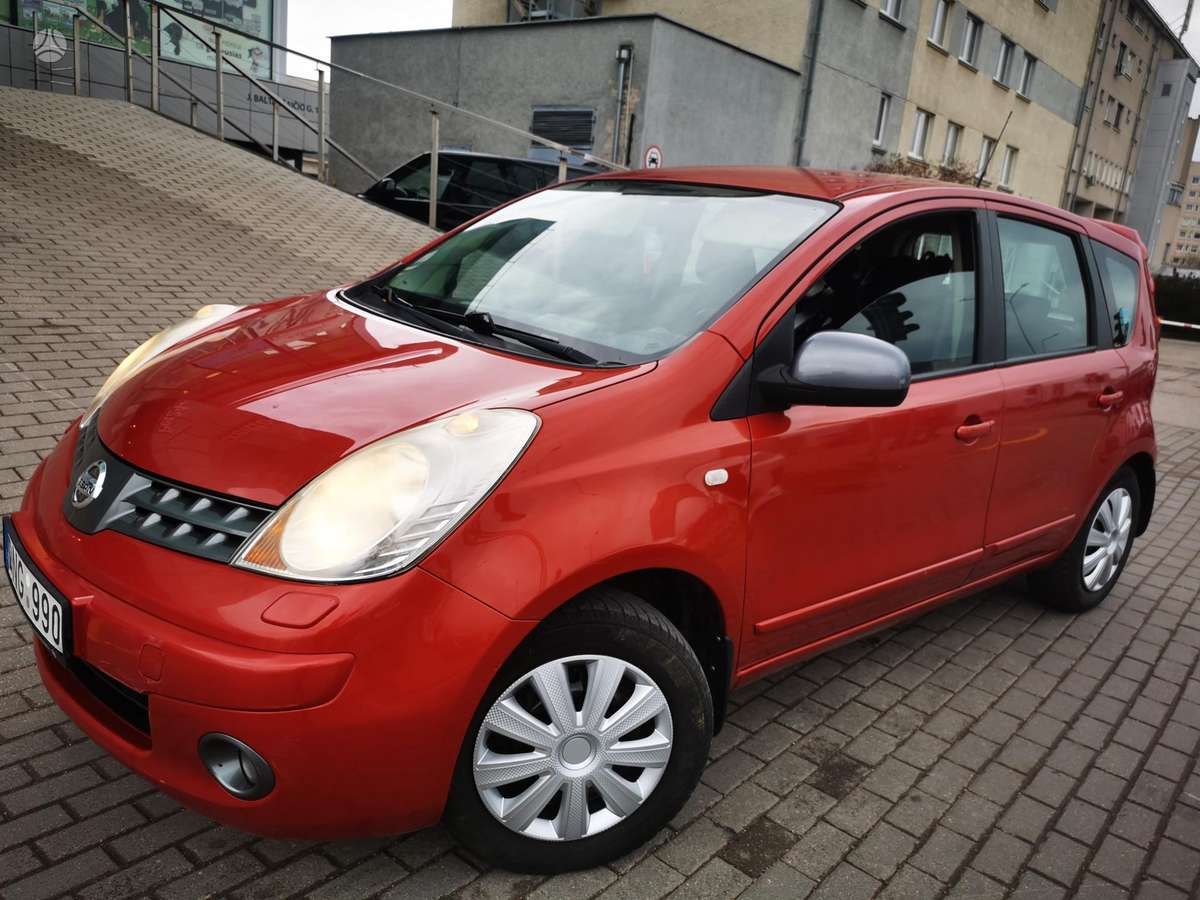 Nissan Note, 1.4 l., Хэтчбек