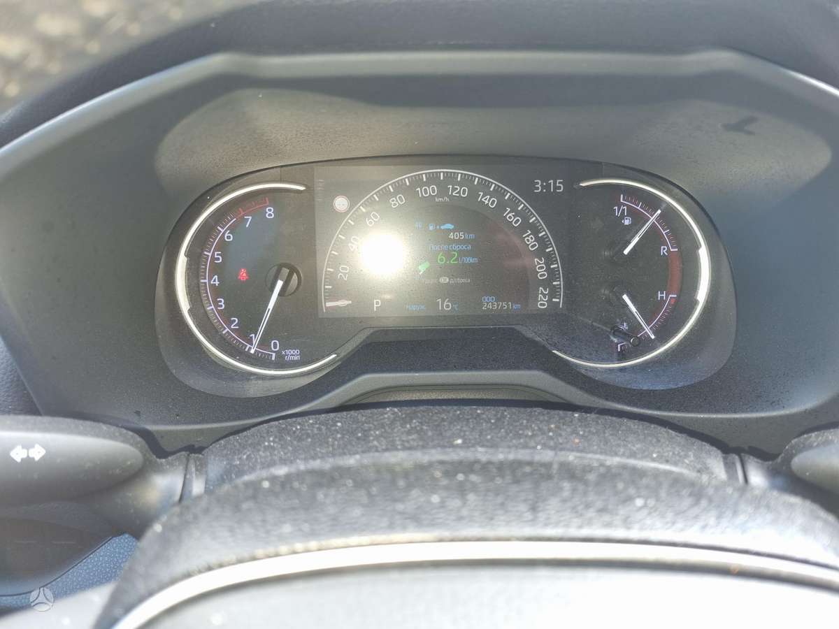 Toyota RAV4 - 7