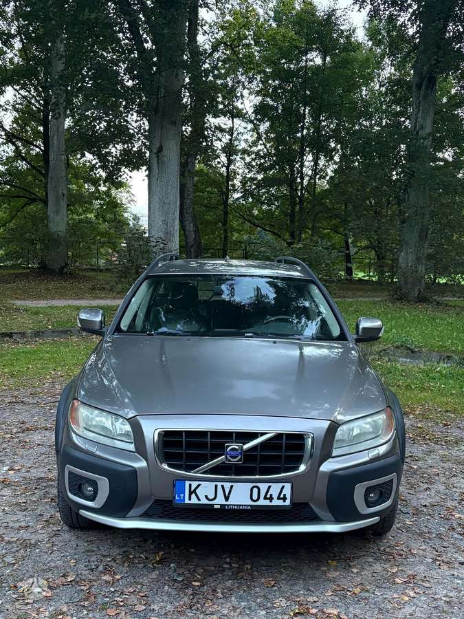 Volvo XC70 - 10
