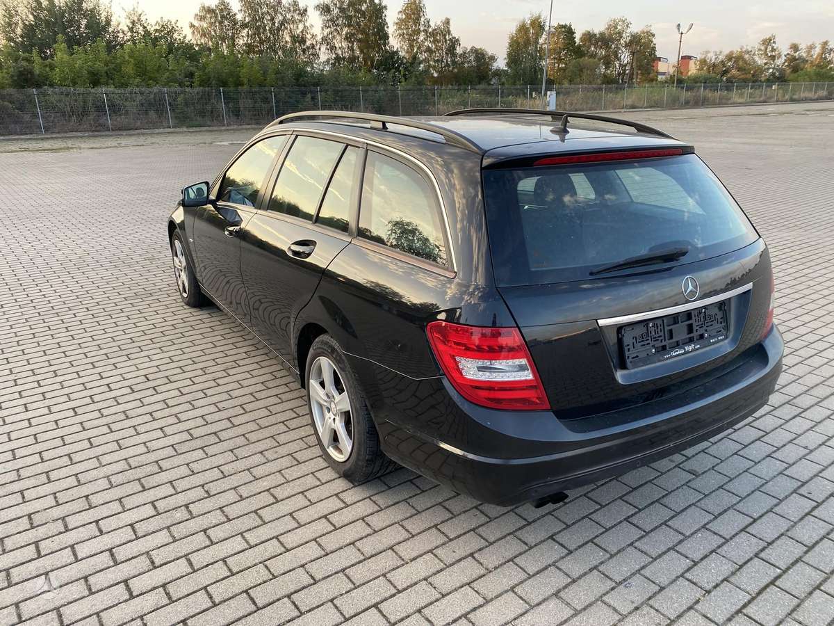 Mercedes-Benz C200, Универсал