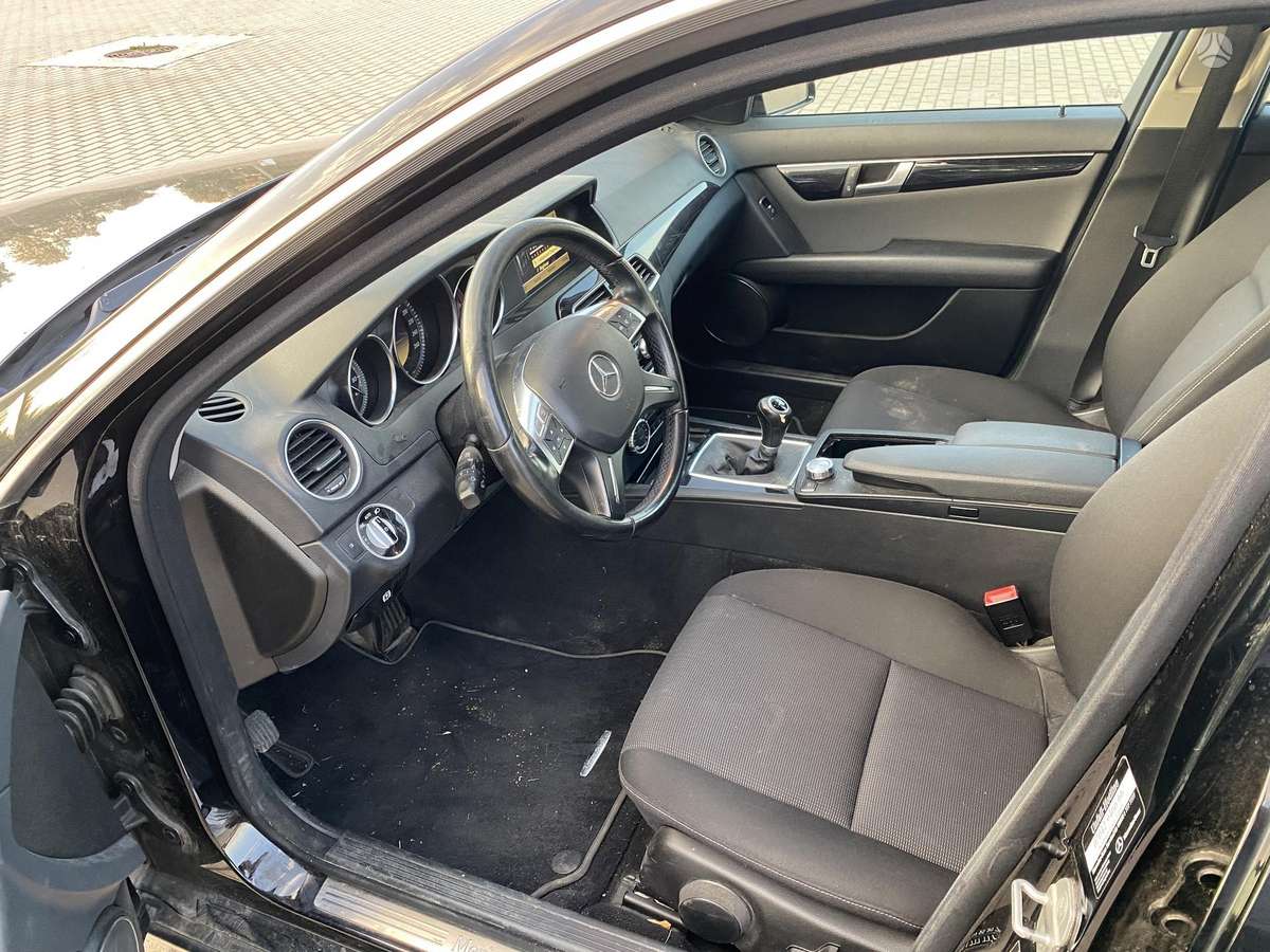Mercedes-Benz C200, Универсал
