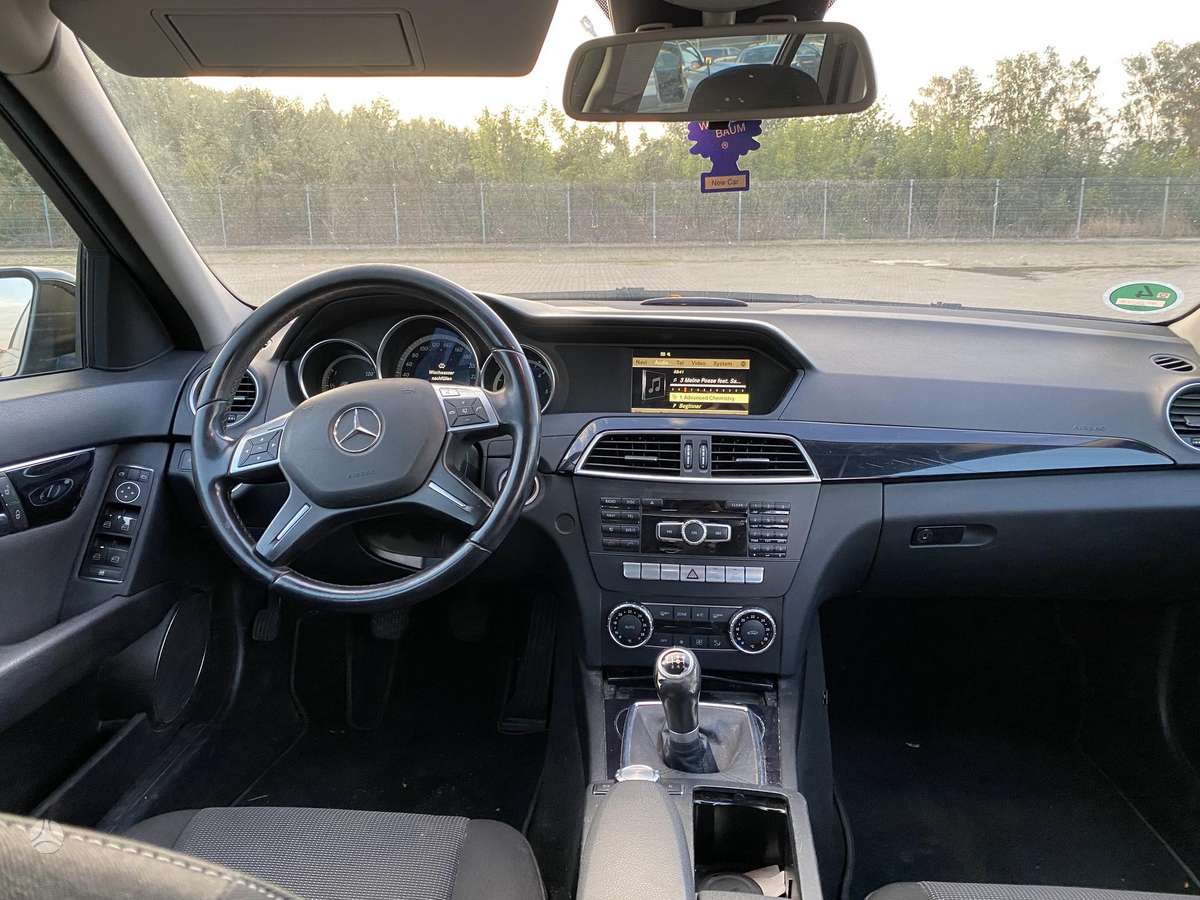 Mercedes-Benz C200, Универсал