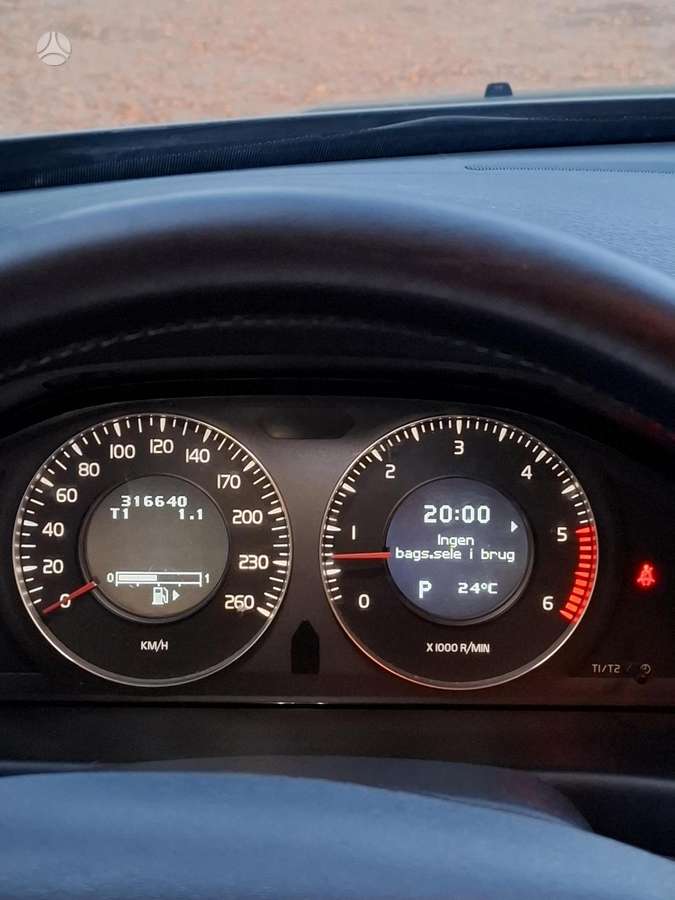 Volvo XC70, 2.4 l., wagon