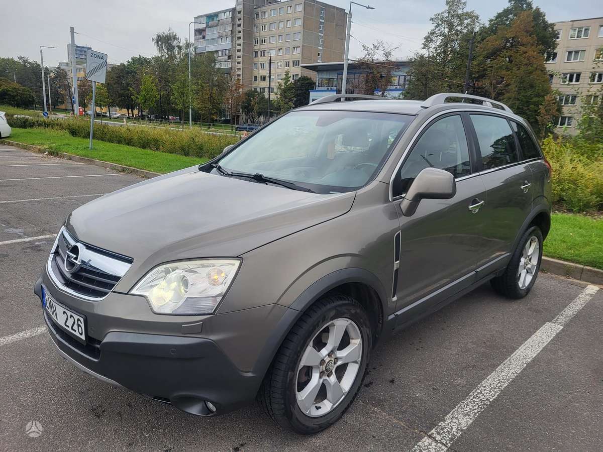 Opel Antara 2007 — rear view