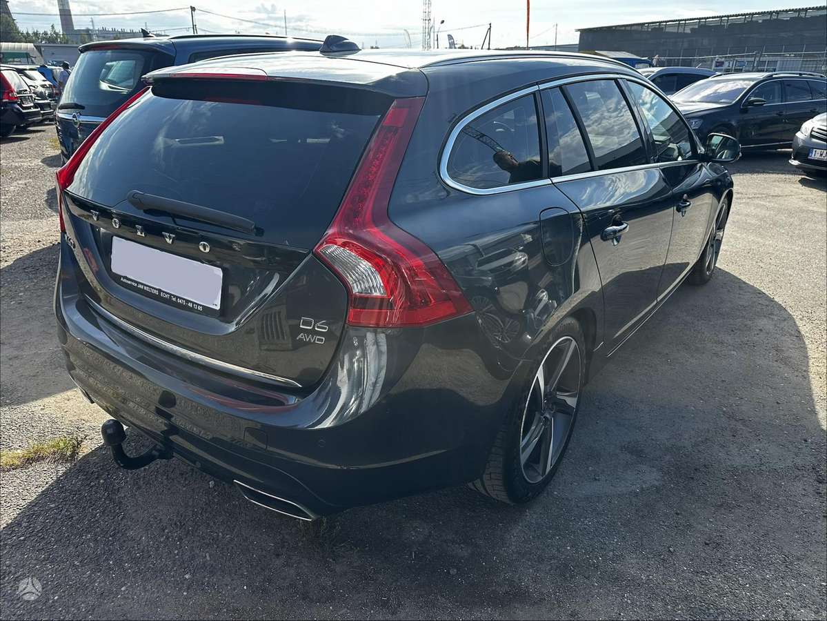 Volvo V60, 2.4 l., Универсал