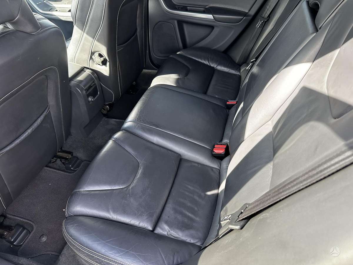 Volvo V60, 2.4 l., Универсал