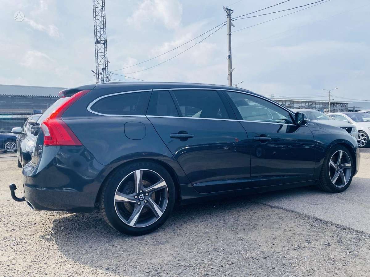 Volvo V60, 2.4 l., Универсал