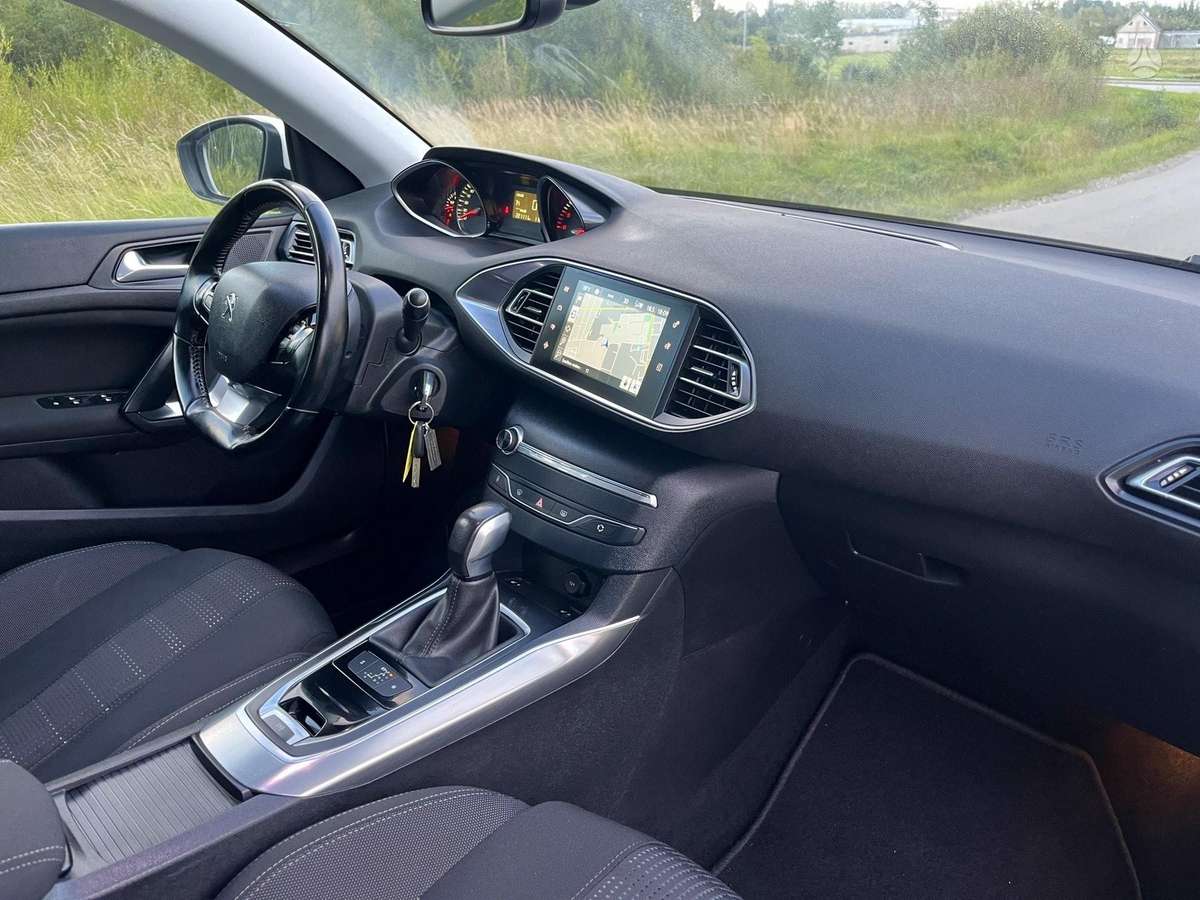 Peugeot 308 - 3