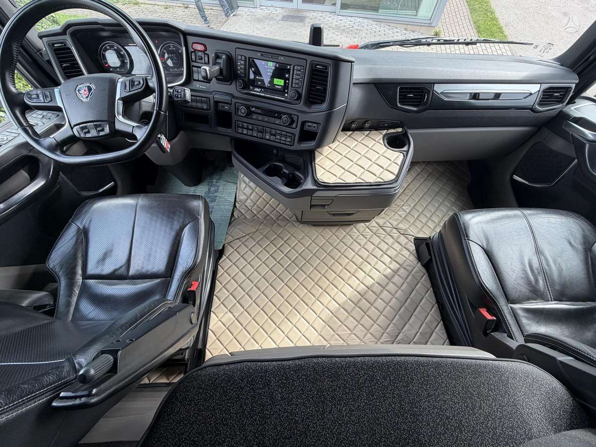 Scania S460, pakeista sankaba/starteris, double sleeper