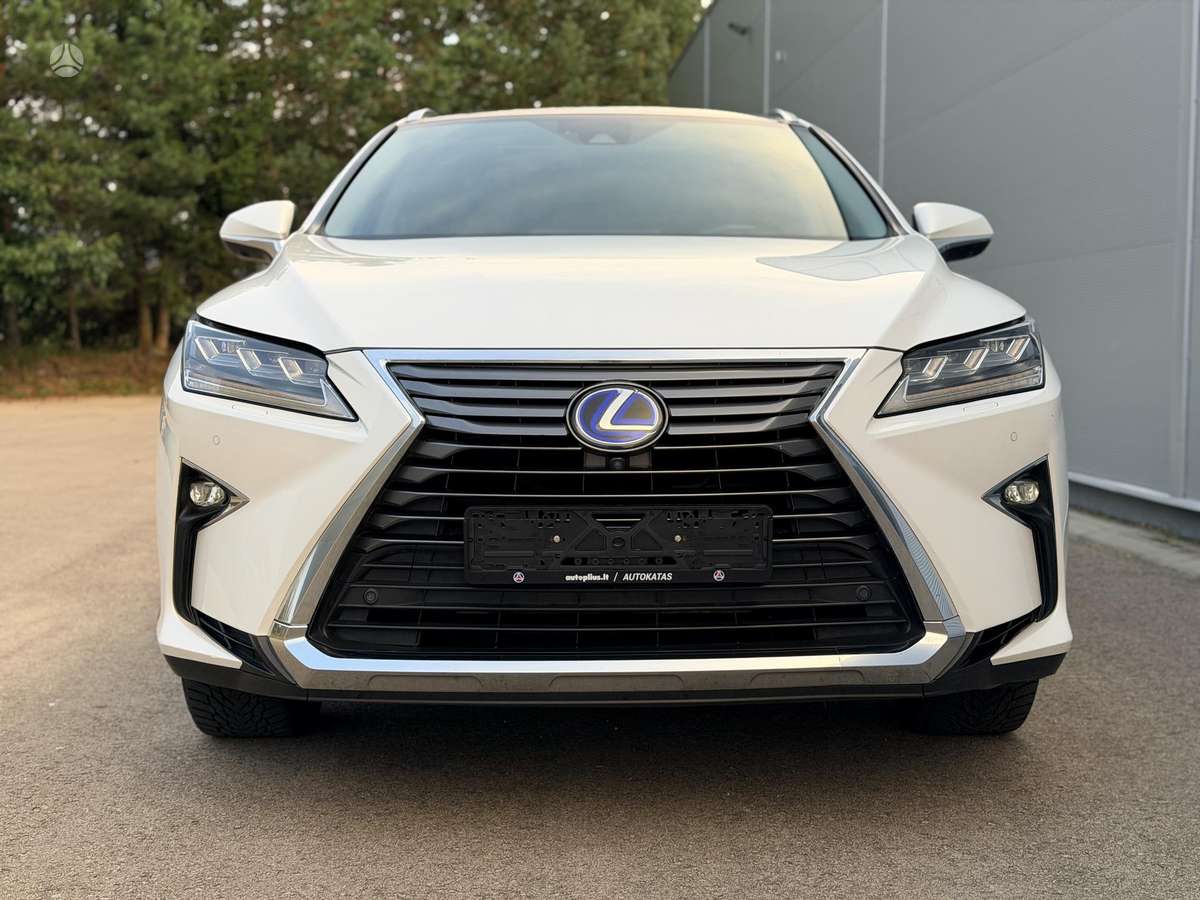 Lexus RX 450h - 10
