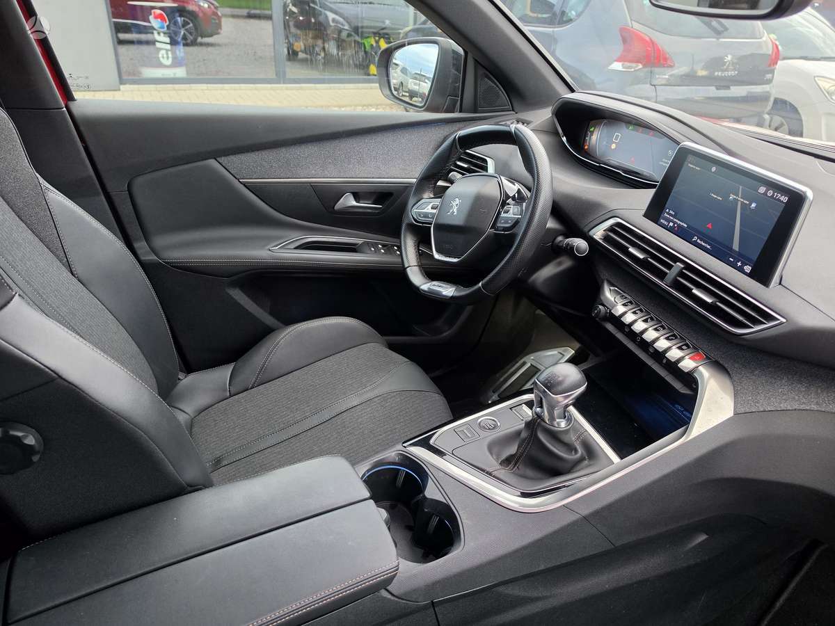 Peugeot 3008 - 10