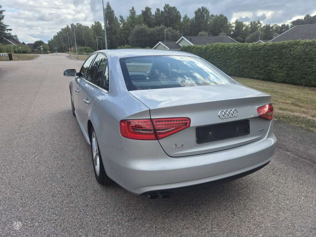 Audi A4 - 5