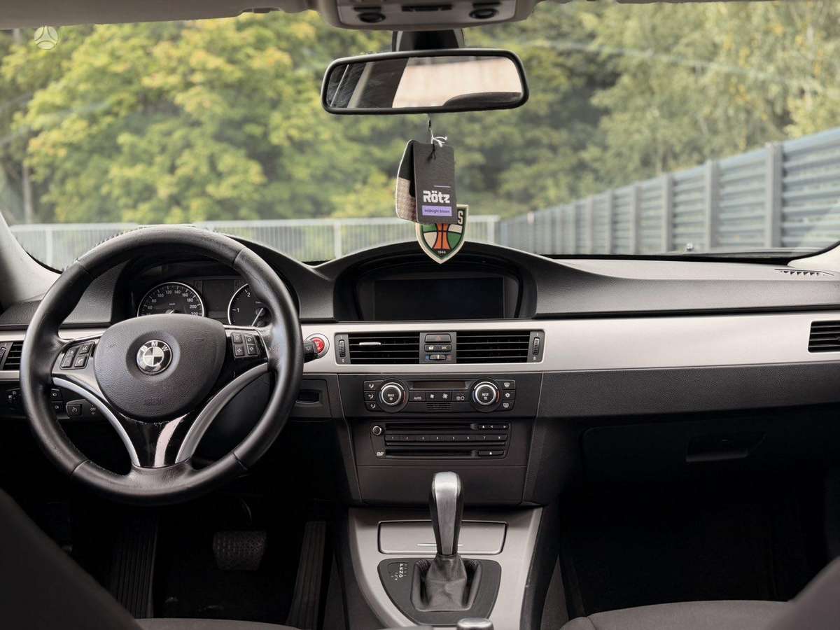 BMW 320, 2.0 l., universalas