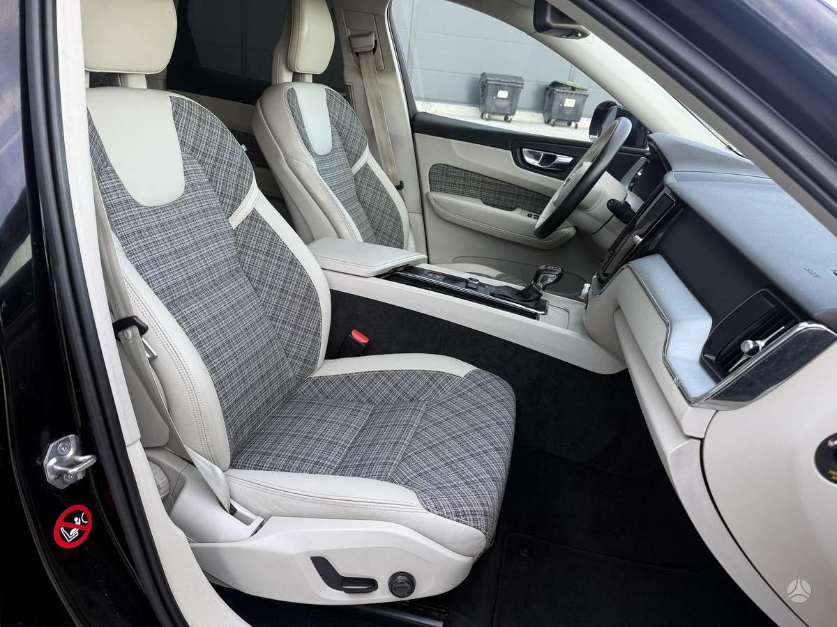 Volvo XC60 - 11
