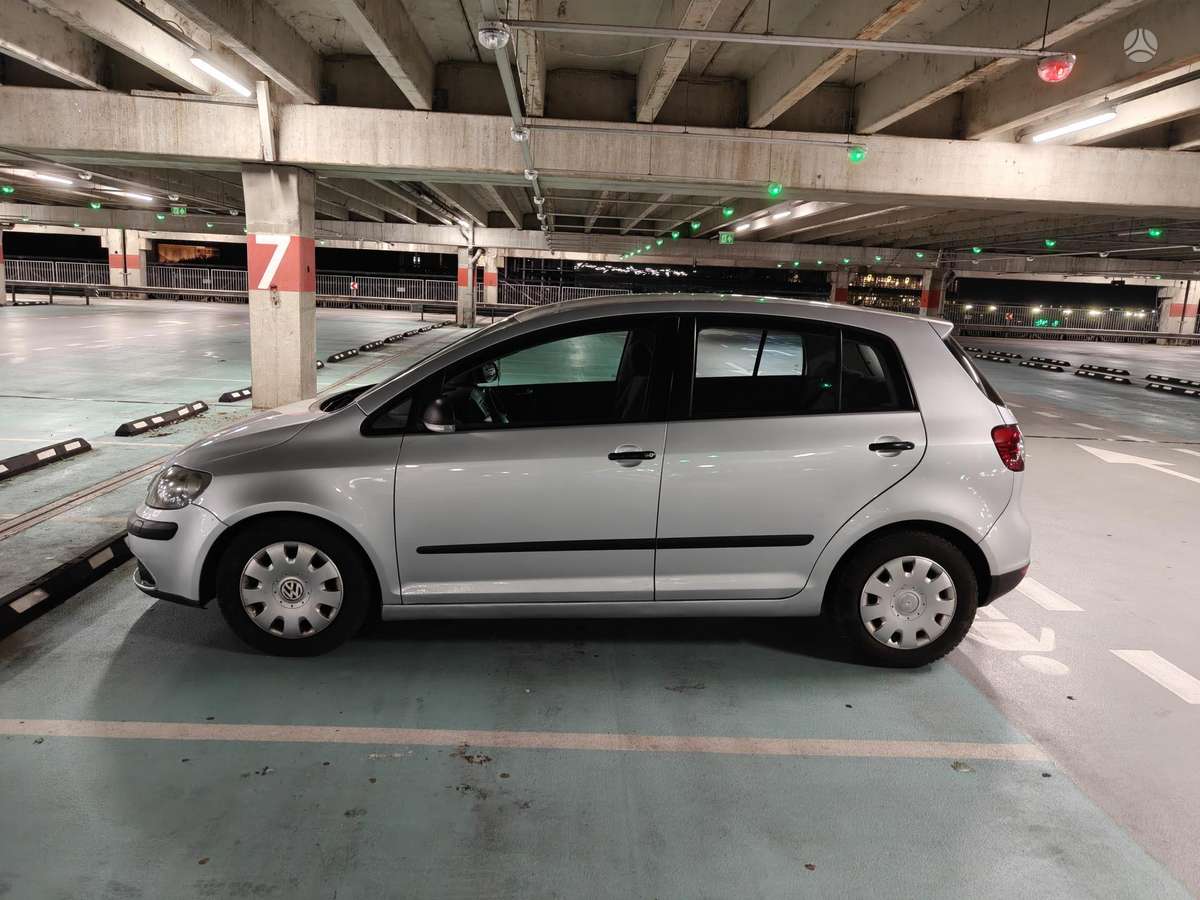 Volkswagen Golf Plus - 4