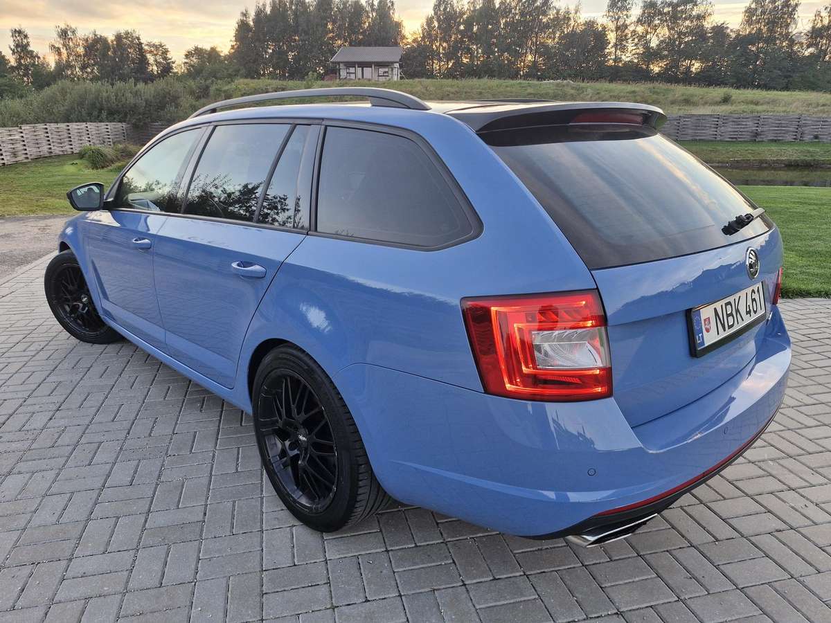 Škoda Octavia - 2