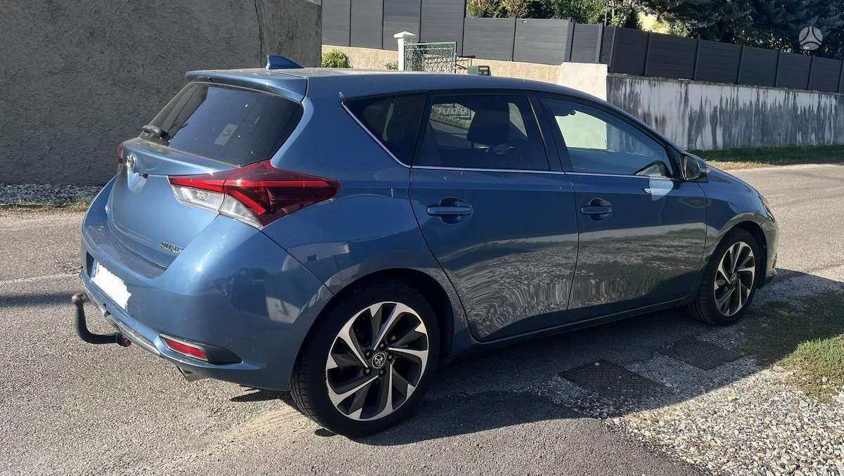 Toyota Auris - 7