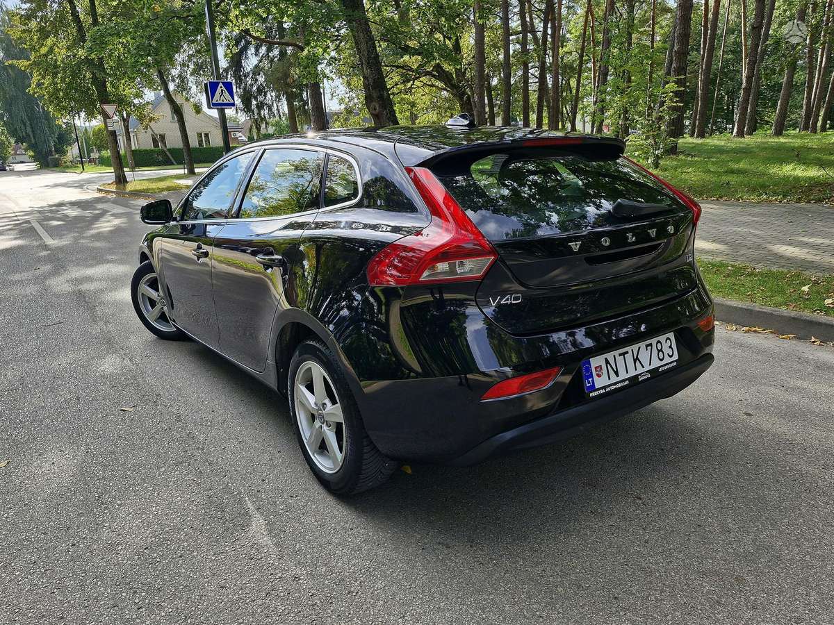 Volvo V40 - 12