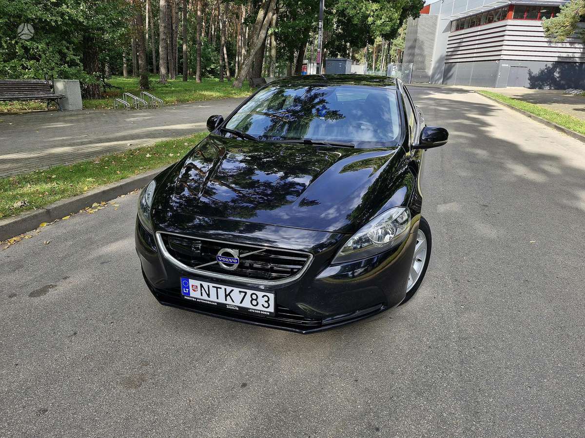 Volvo V40, 1.6 l., Хэтчбек
