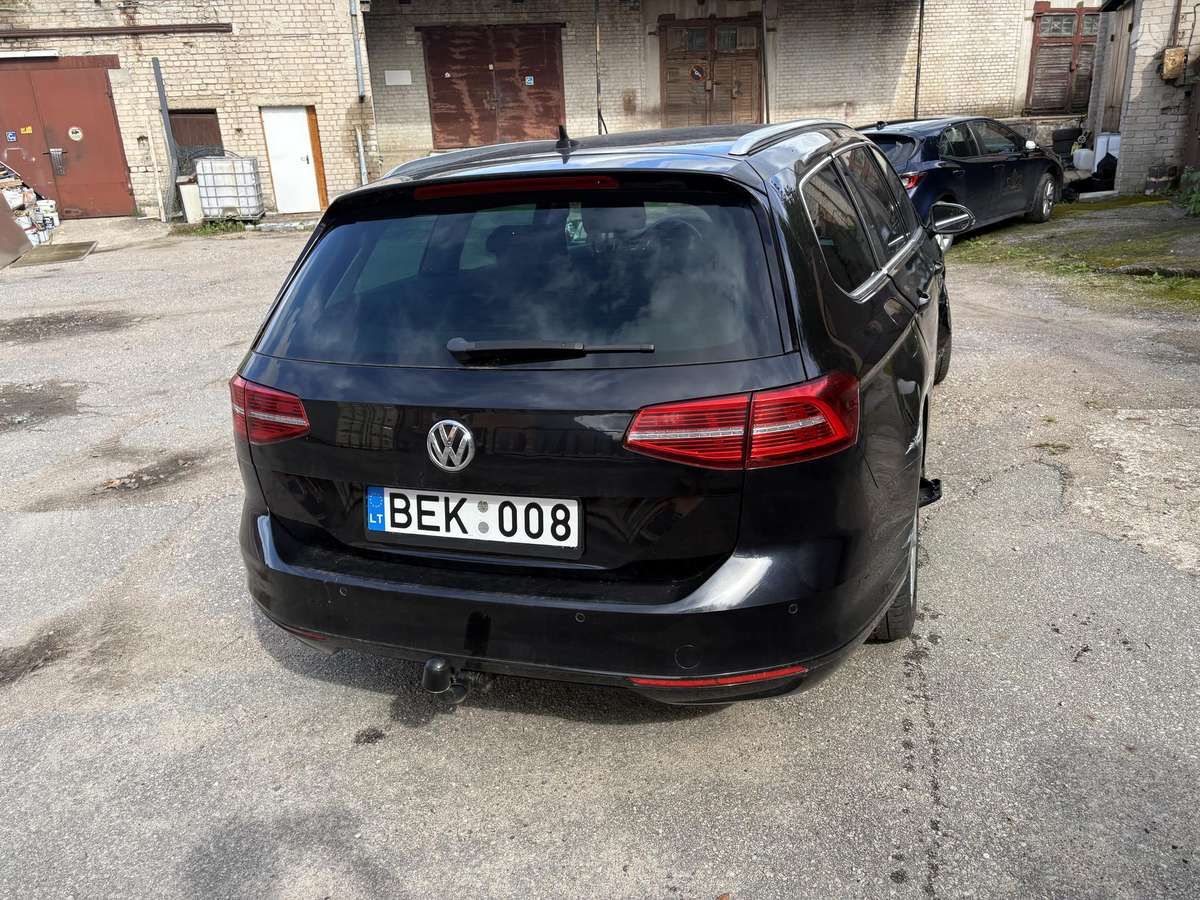 Volkswagen Passat - 6