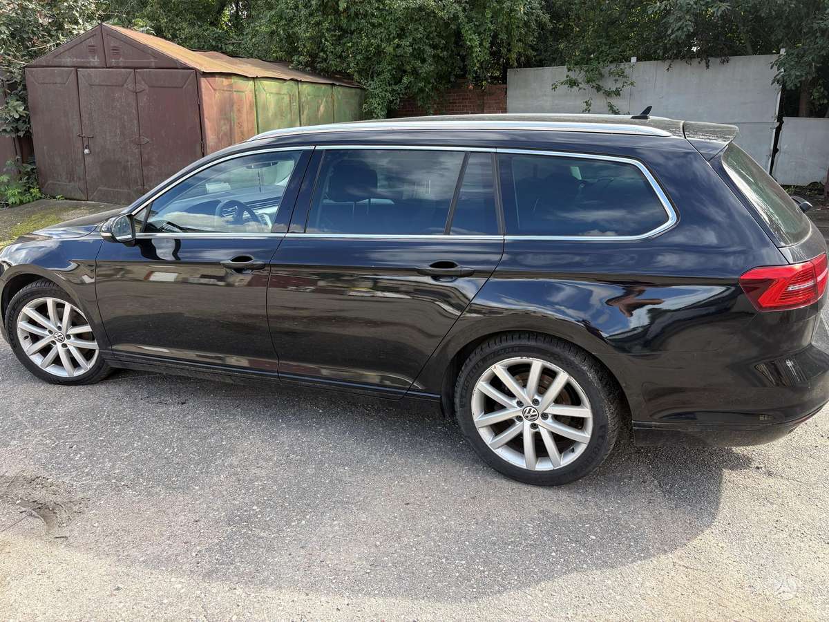 Volkswagen Passat - 8