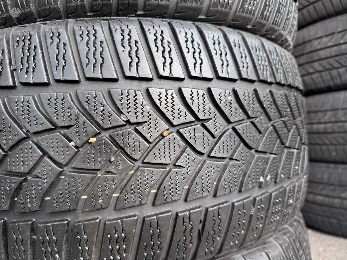 Goodyear Performance, зимние 245/40 R18