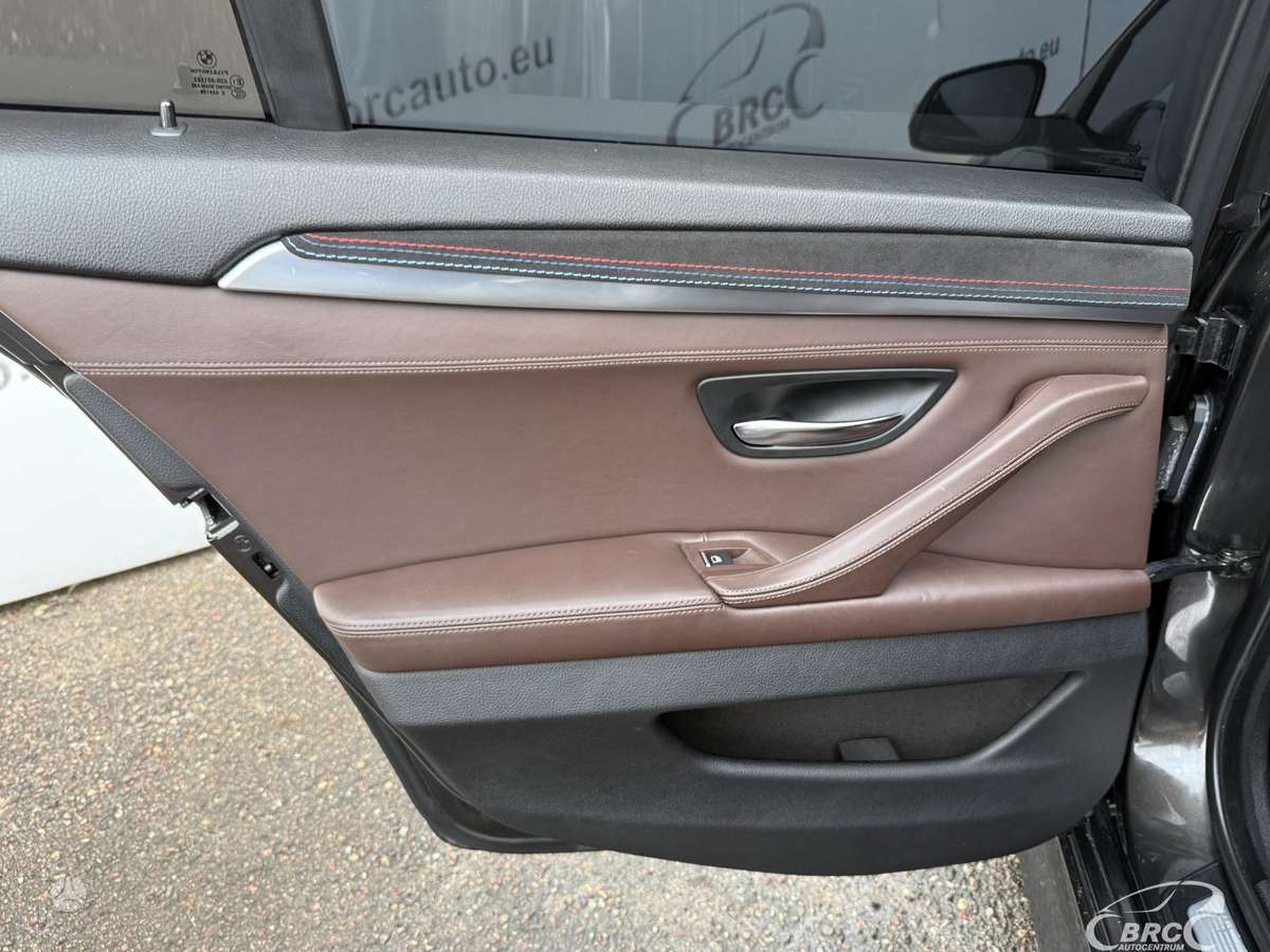 BMW M550, 3.0 l., Универсал