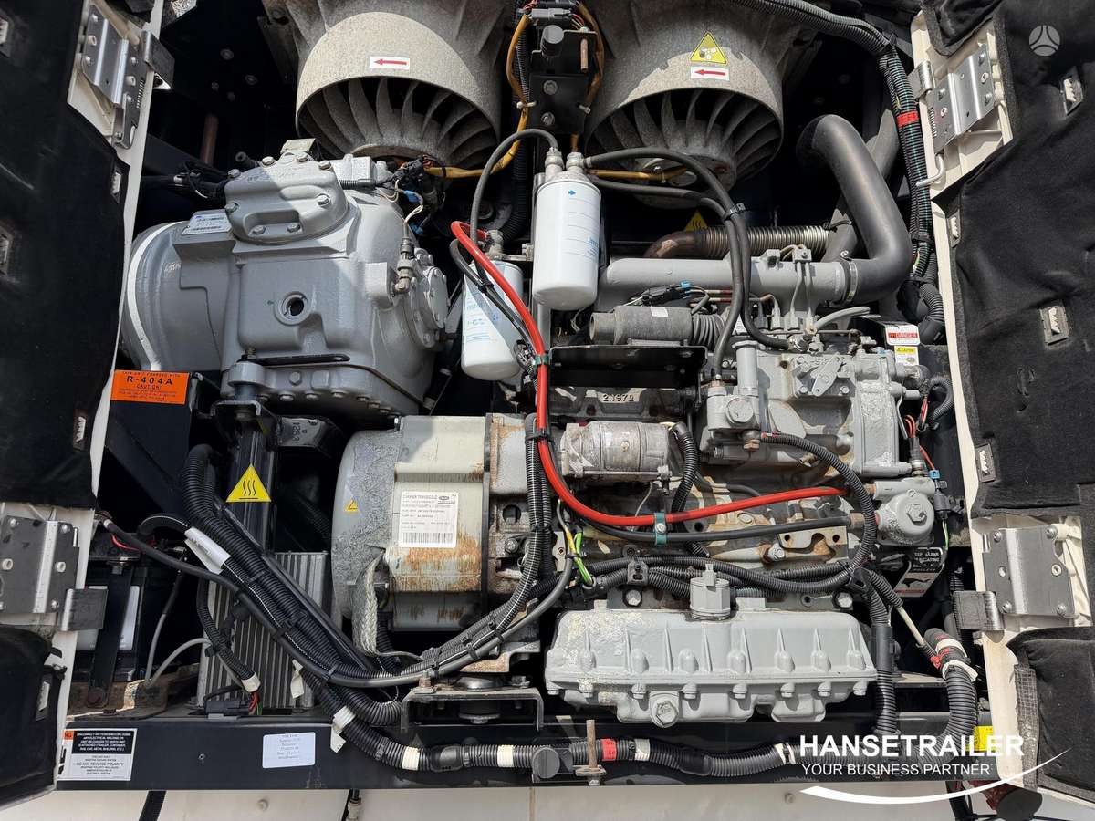 Schmitz SKO 24, refrigerated