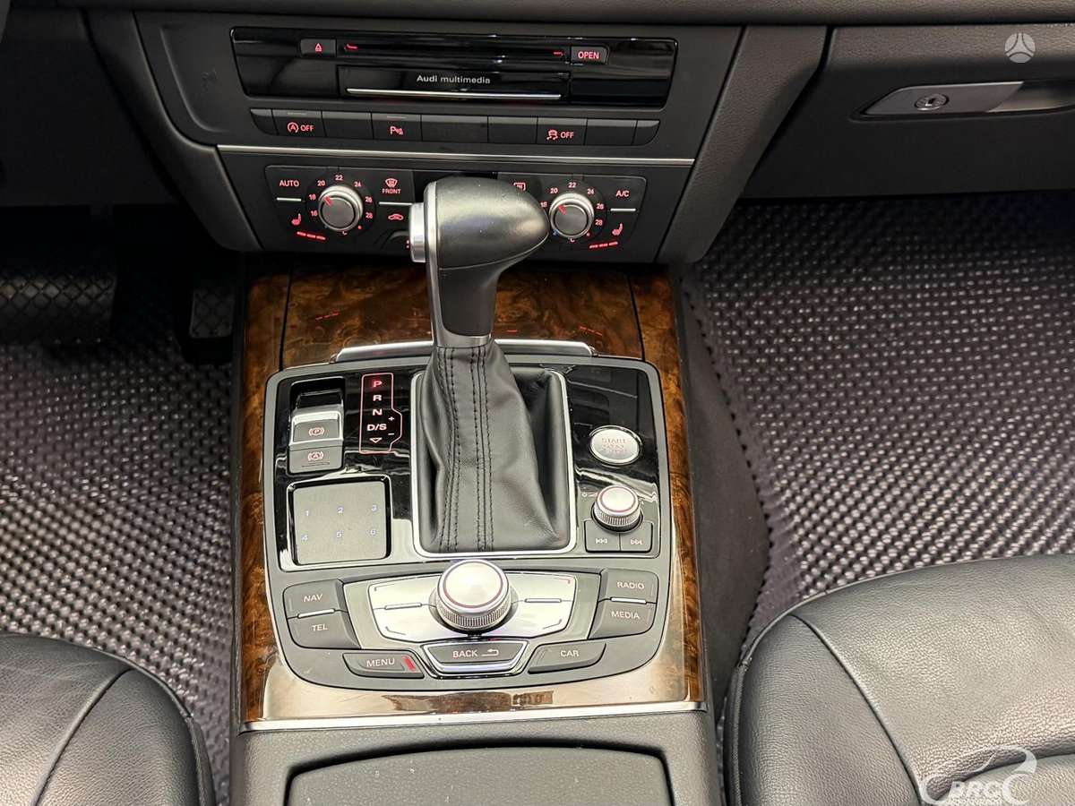 Audi A6, 3.0 l., Седан