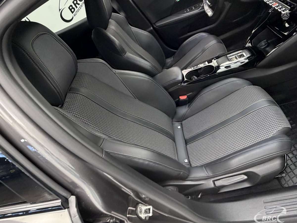 Peugeot 2008 - 6