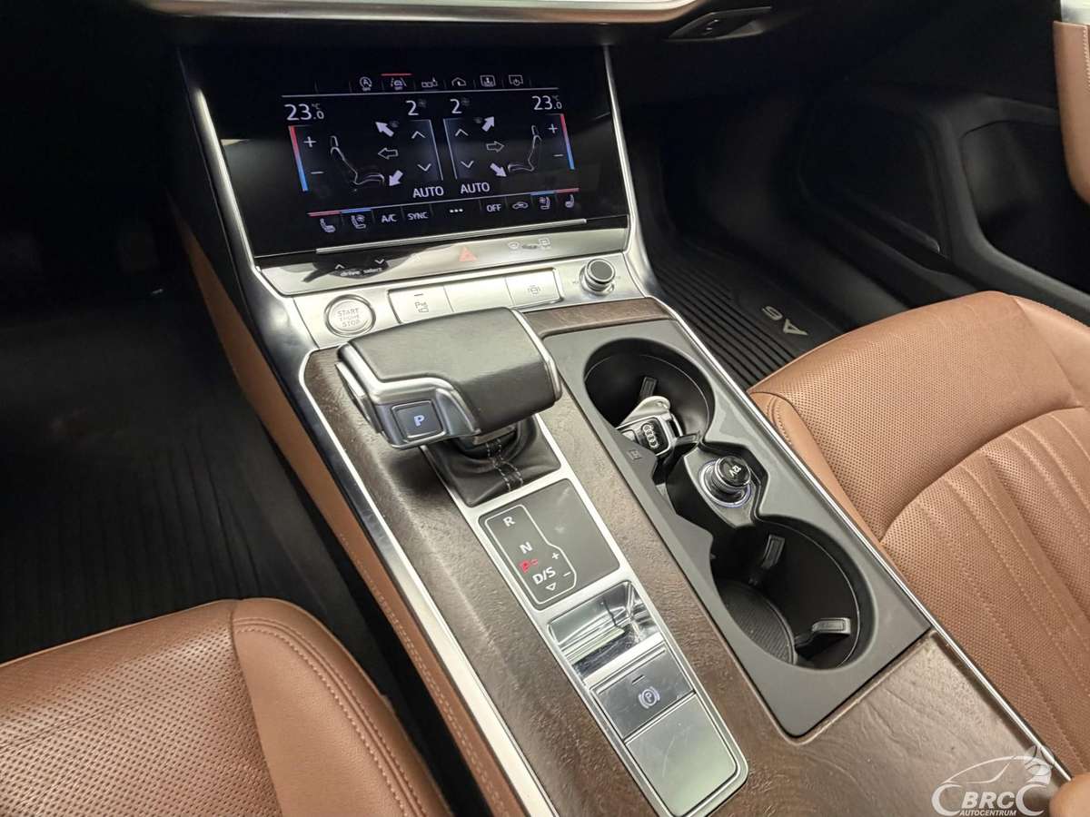 Audi A6, 3.0 l., Седан