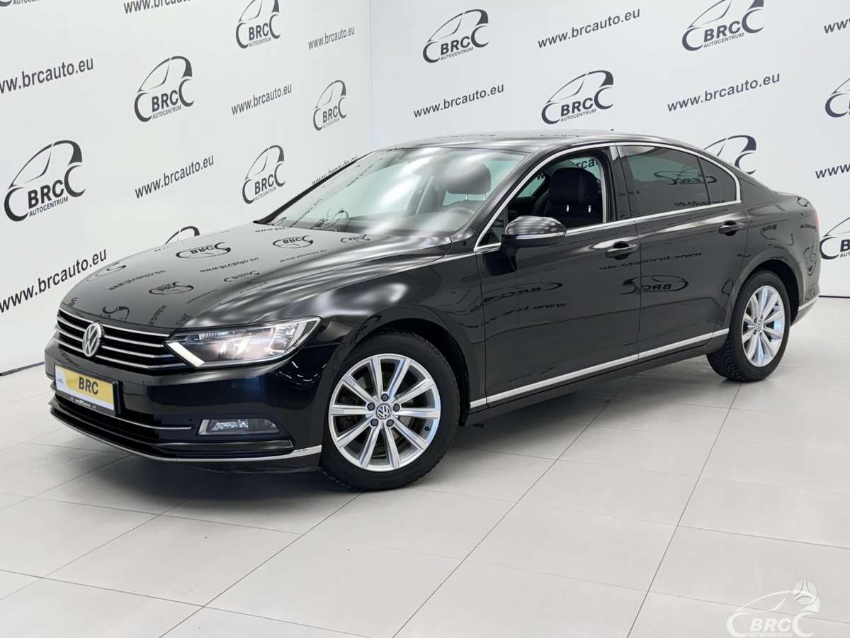 Volkswagen Passat - 1