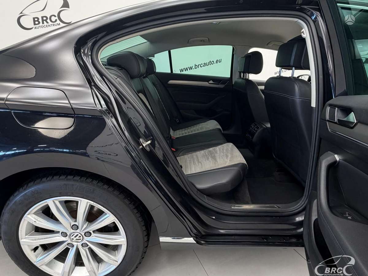 Volkswagen Passat - 10